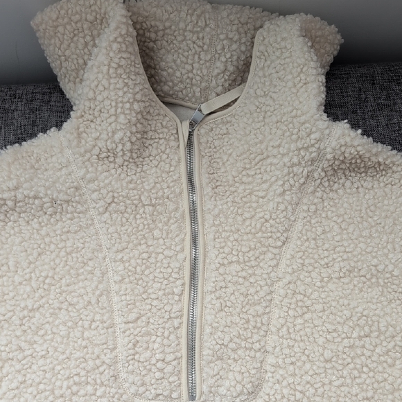 H&M Cozy Cream Sherpa Hoodie - Picture 6 of 6
